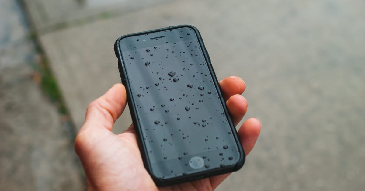 Try this iPhone trick to get water out of your phone - TurboFuture