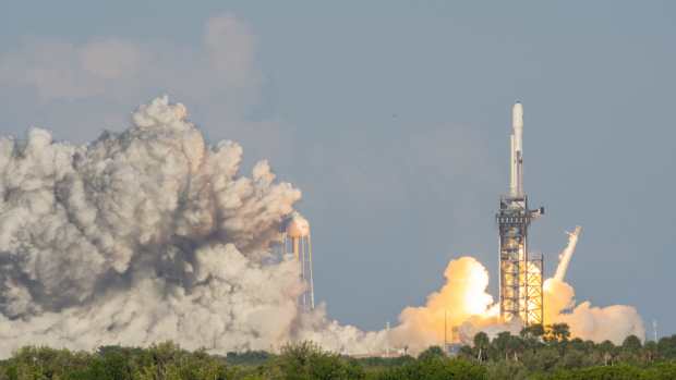 Watching This SpaceX Falcon Heavy Rocket Ace A Vertical Landing Is
