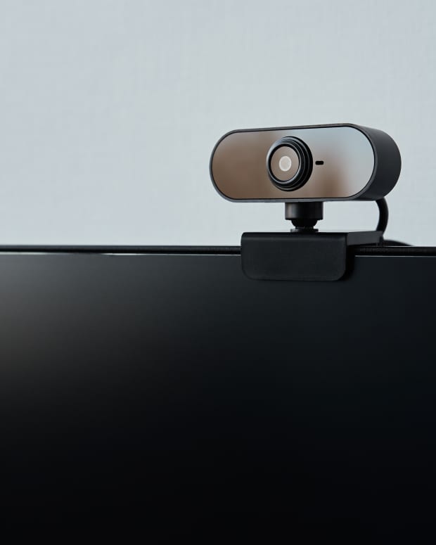 Webcam attached to a monitor