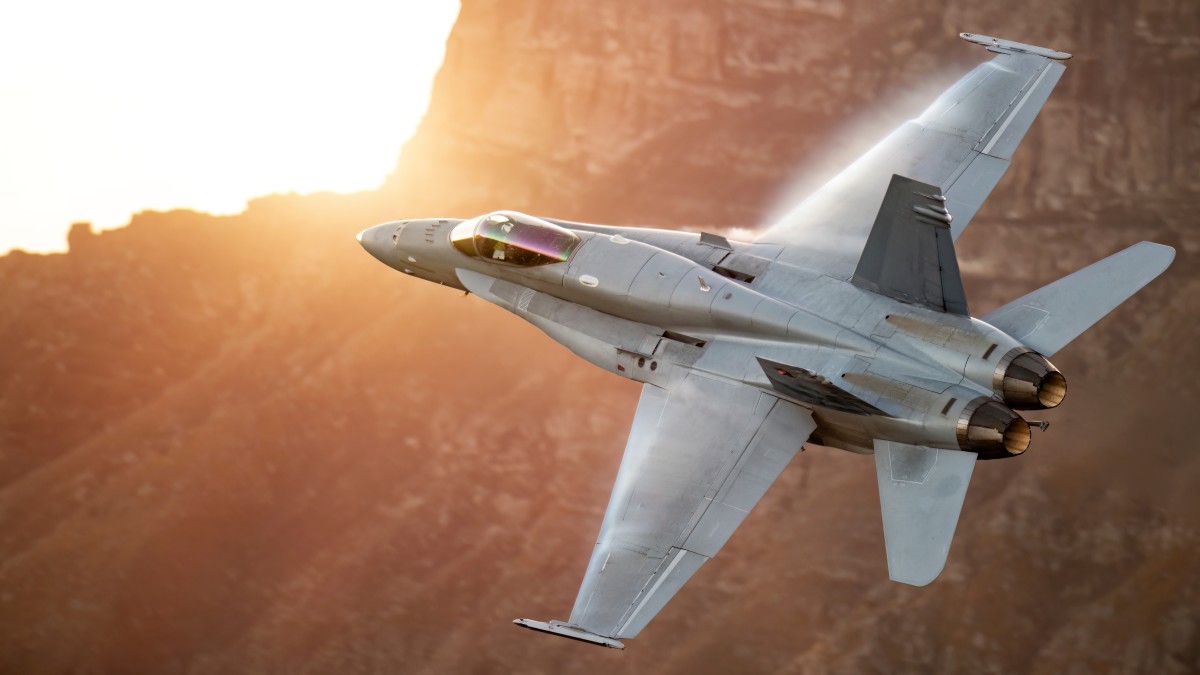 Video Captures Two Military Fighter Jets Flying in Formation Through a
